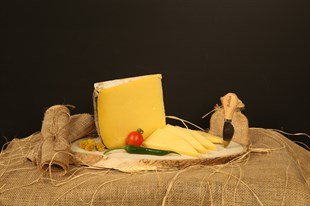 12 Ay Dinlendirilmiş Eski Kaşar Peyniri